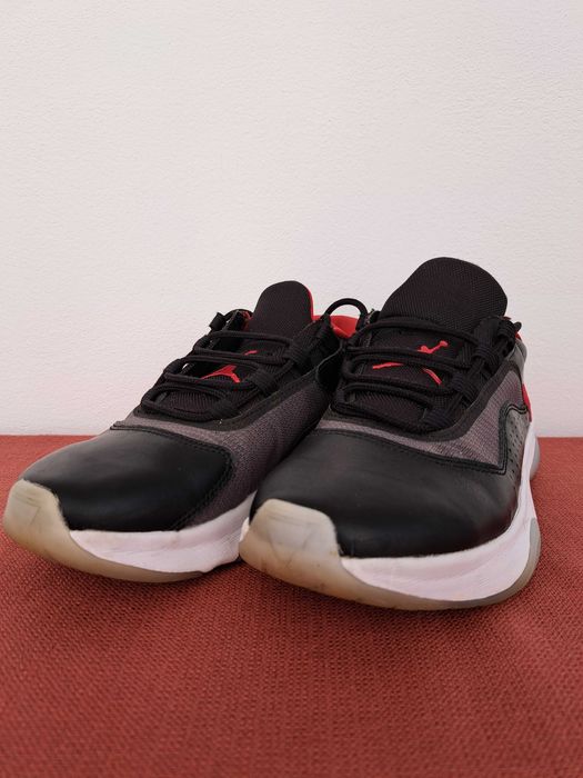 Air Jordan 11 CMFT LOW