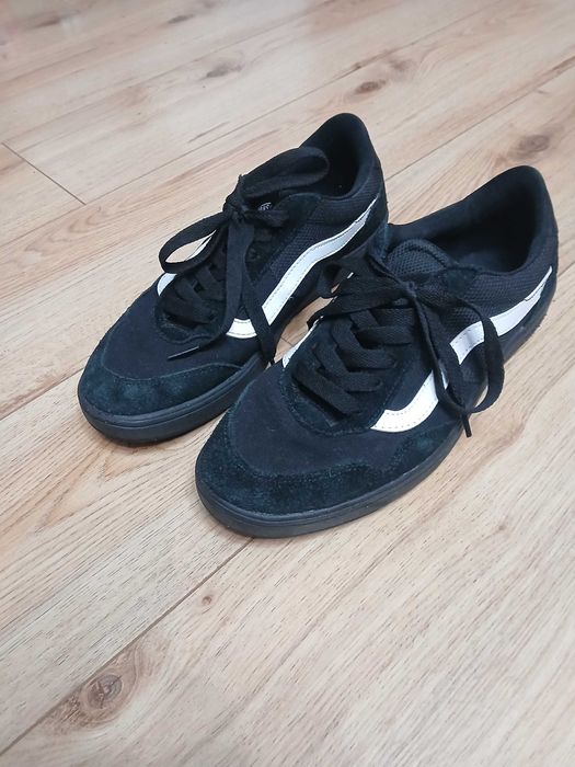 Pantofi sport barbati Vans cu piele intoarsa Cruze, Negru - SH