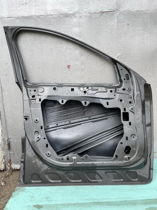 Предна лява врата за Ford Kuga Форд Куга 2020г-