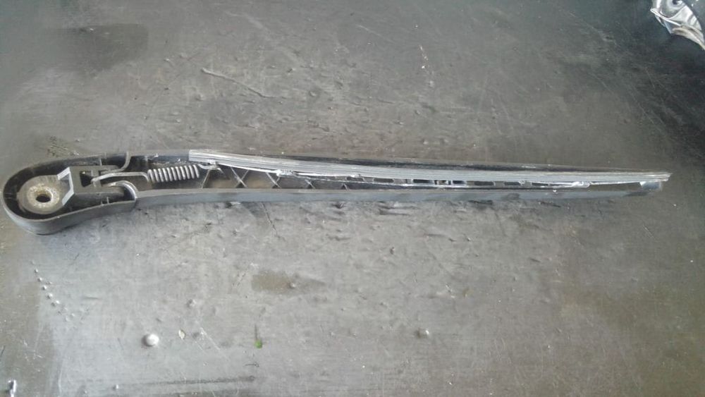 brat stergator haion seat ibiza 6j  5p0955435