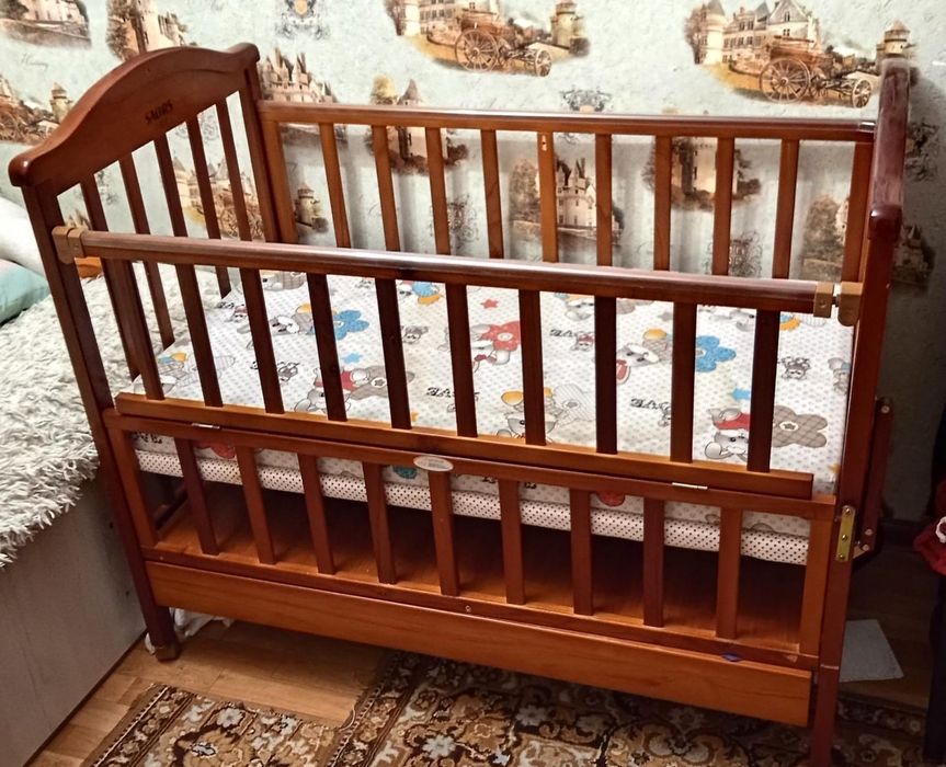 Продам детскую кроватку, в хорошем состоянии.