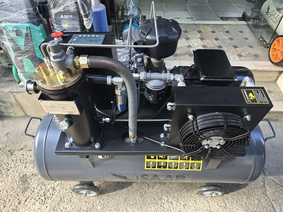 Vintovoy kompressor DLG 3V