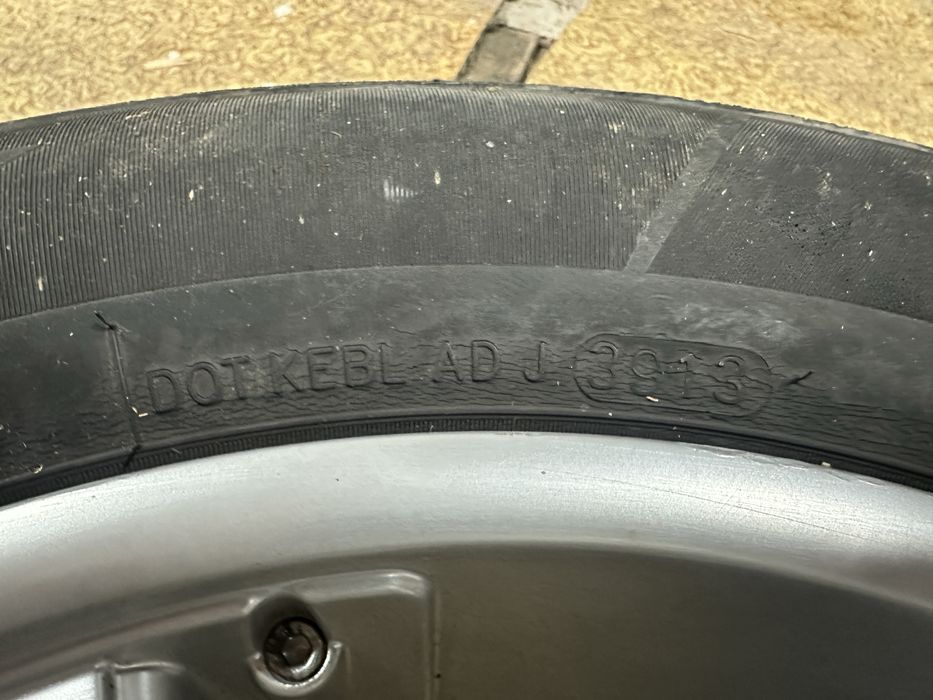 Автомобили гуми и джанти