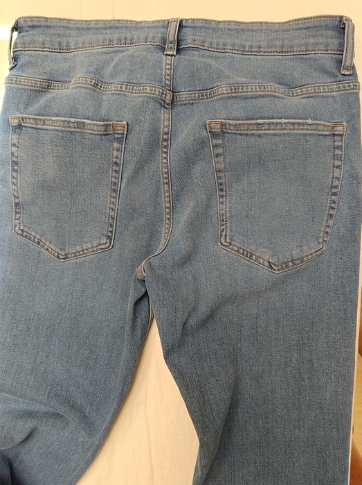 Blugi C&A noi w34L32