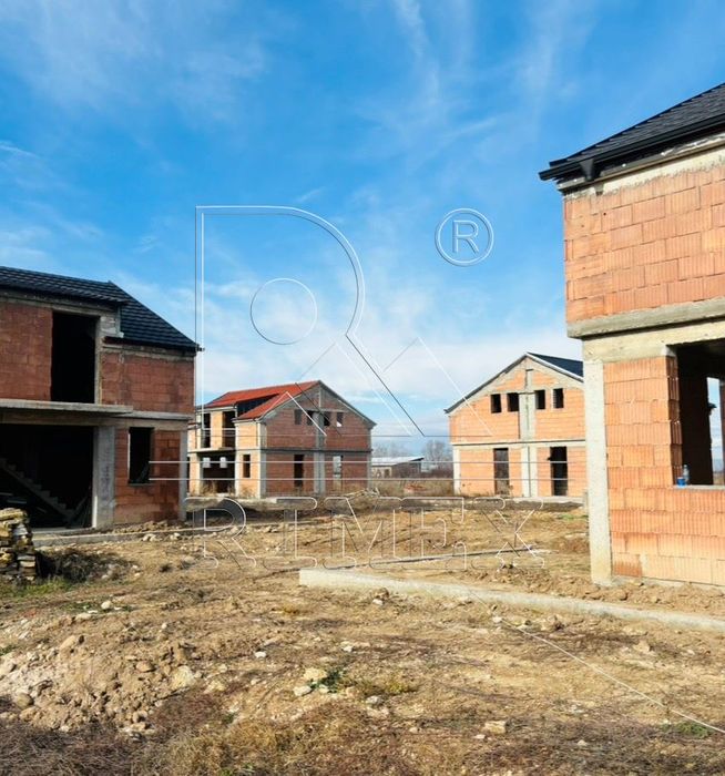 Продава се Къща в с. Скутаре, Област Пловдив - 140 кв.м за 1143 €/кв.м - Снимка #4