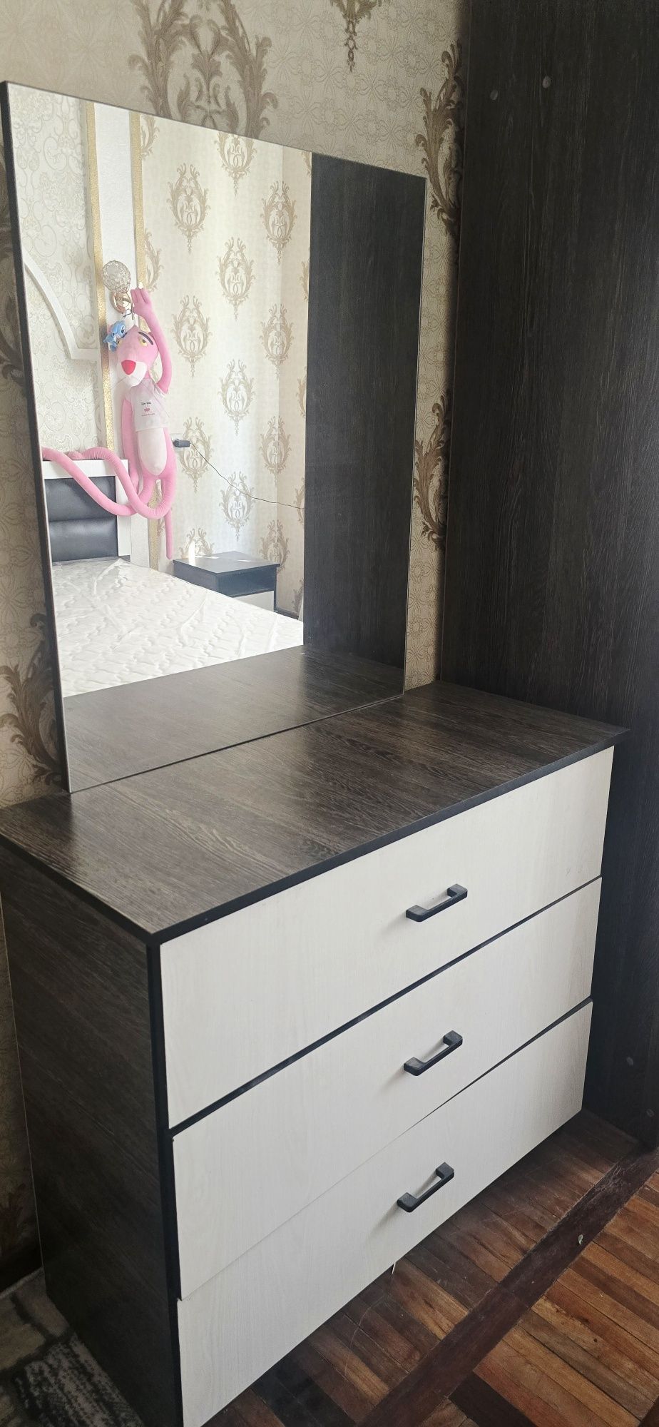 Mebel spalniy komplekt