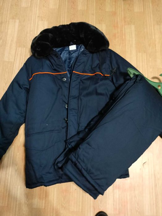 Продам зимний рабочий костюм