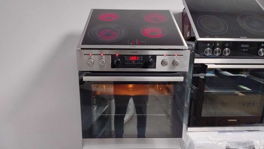 А+ Комплект Мултифункционална Фурна за вграждане + Плот AEG-AЕГ 74 л