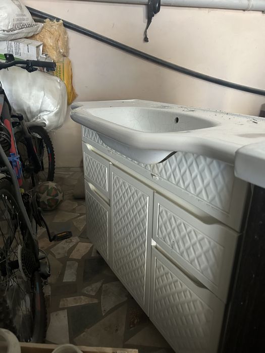 Продаються раковины