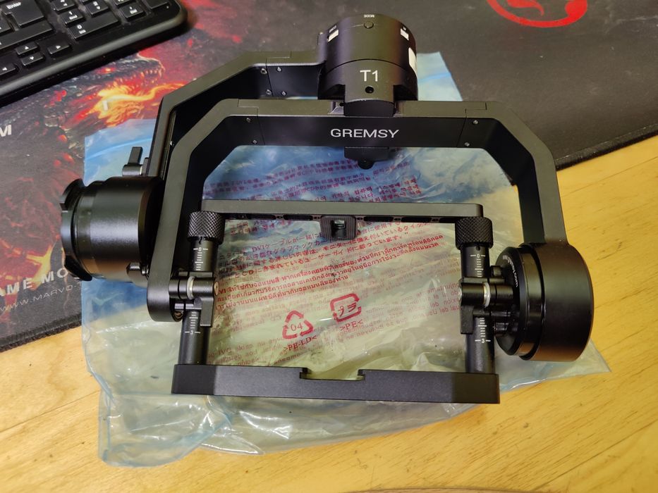 Gremsy t1 gimbal stabilizator drona camera