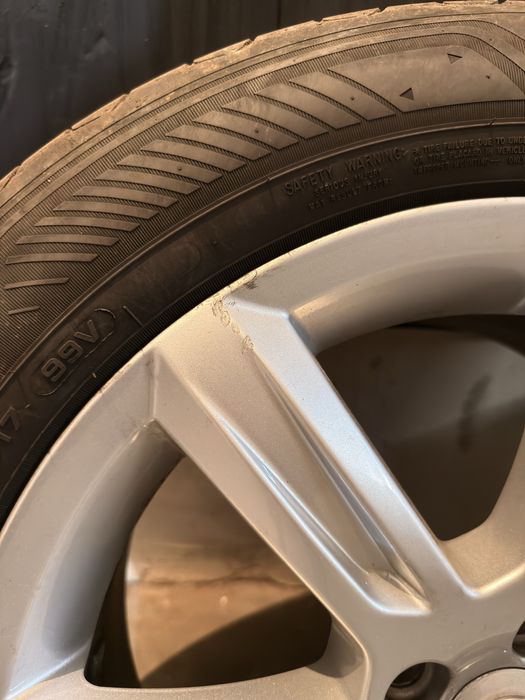 Джанти с летни гуми Volvo/Волво 17”