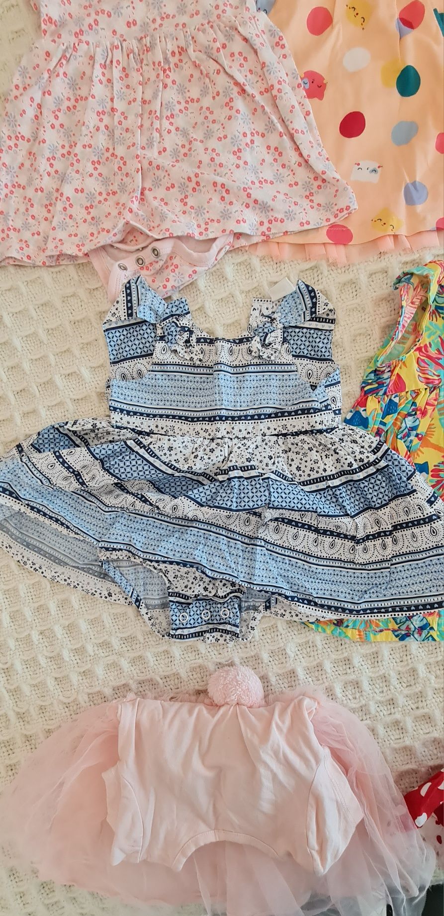 Set 6 rochite de vara fetita+palarie m 68-74 h&m, lc waikiki, disney