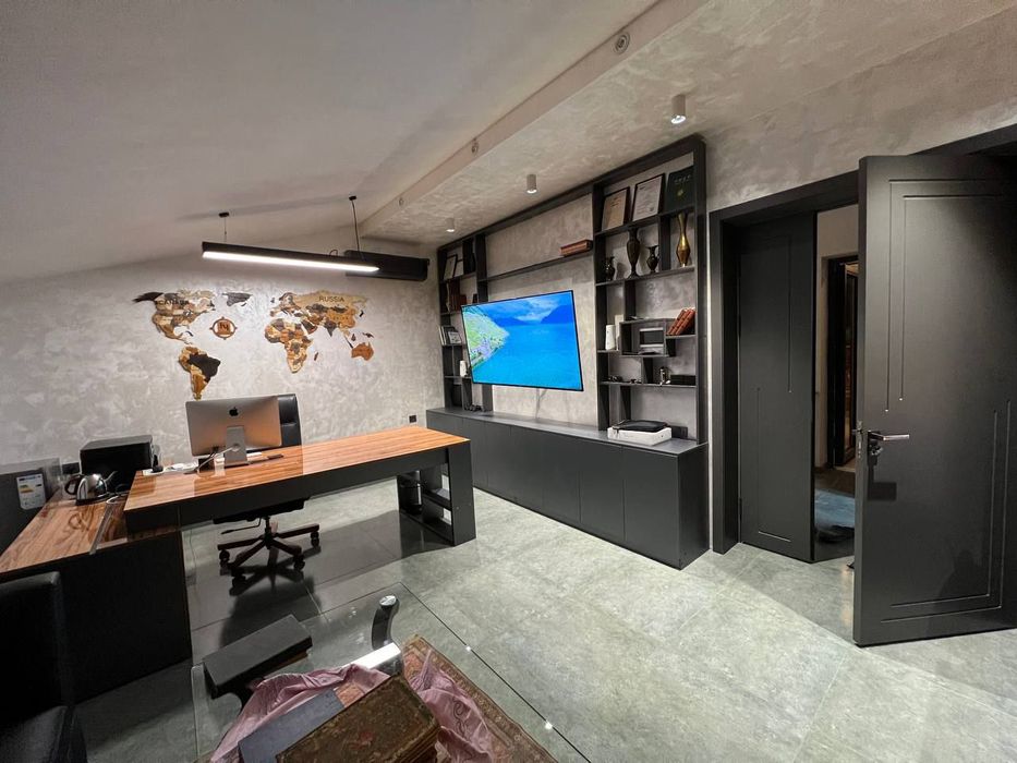 Четкий,мощный офис на Саломатине