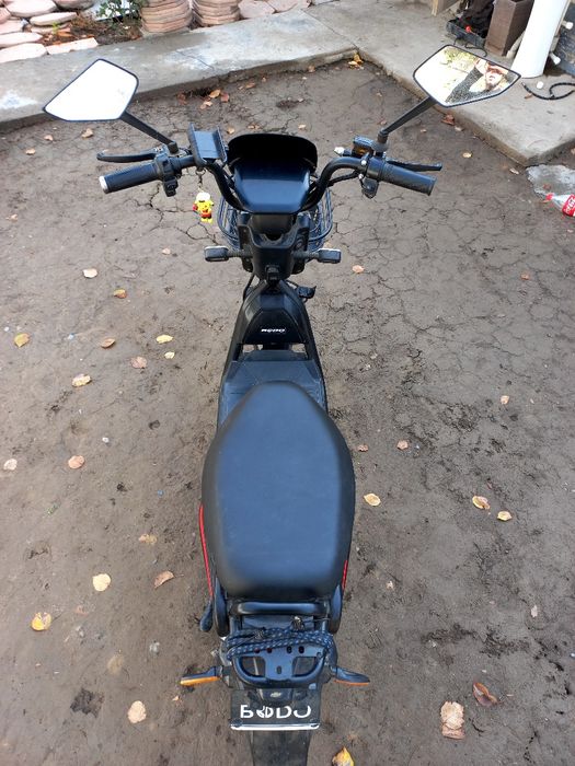 Holati yaxshi akkumlyatori joyida