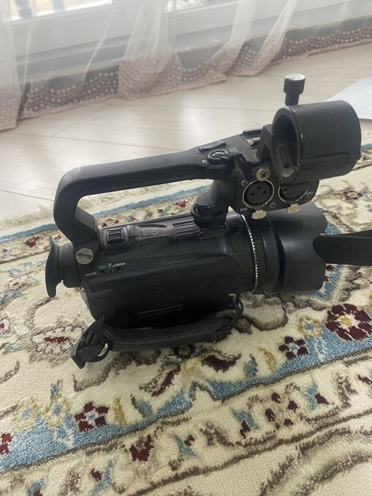 Продается видеокамера