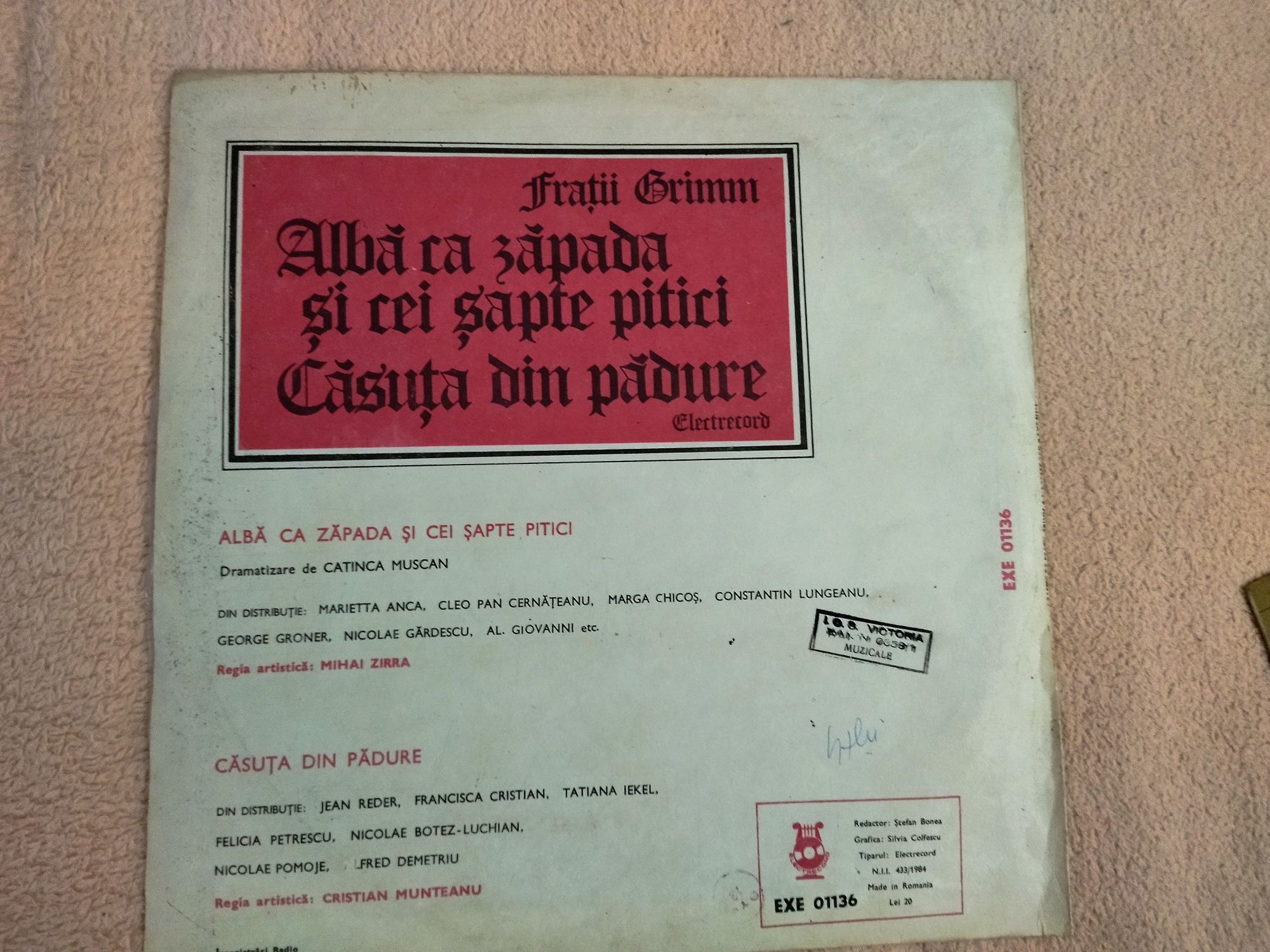 3 Viniluri:BASME Frații Grimm