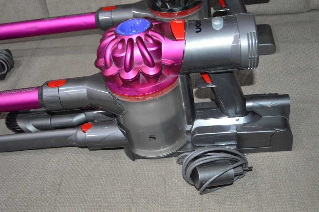 Aspirator DYSON V7 Motorhead baterie 20+ minute si Dyson V8