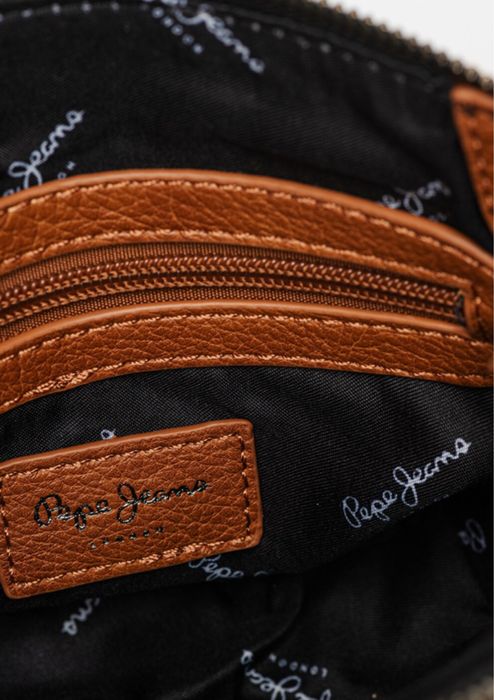 Pepe jeans чанта от еко кожа