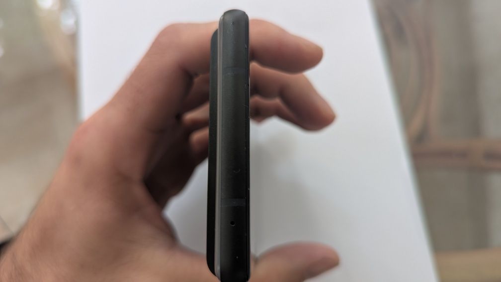 Продавам Google pixel 6