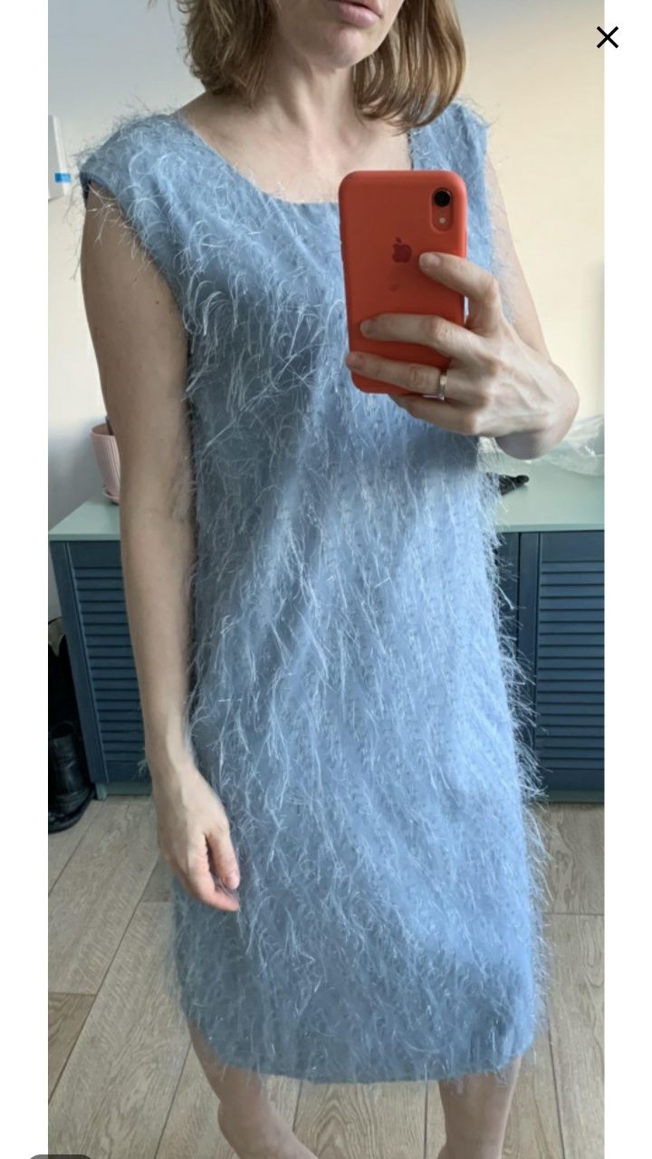 Продам женское голубое платье