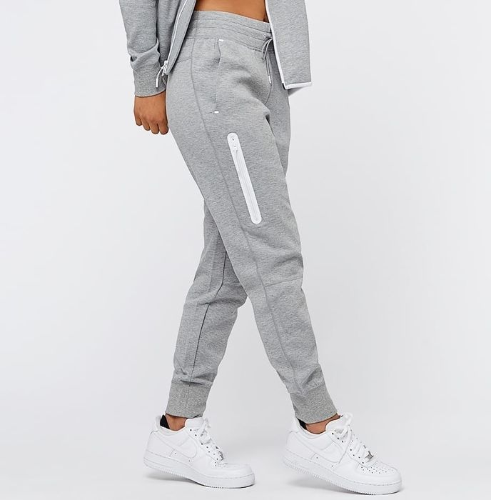 Nike tech fleece дамско оригинално долнище