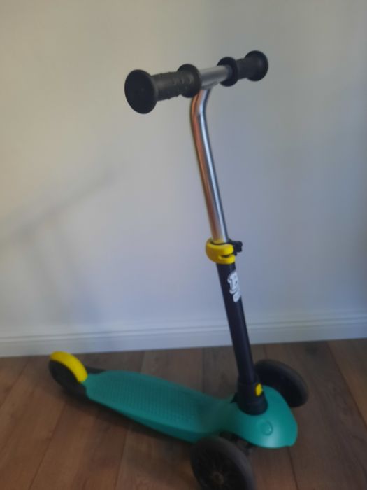 Trotineta Axelo 80-115 cm