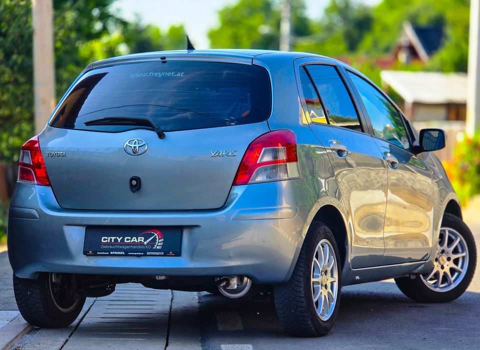 Toyota Yaris Facelift 2010 benzina Stare Impecabila!