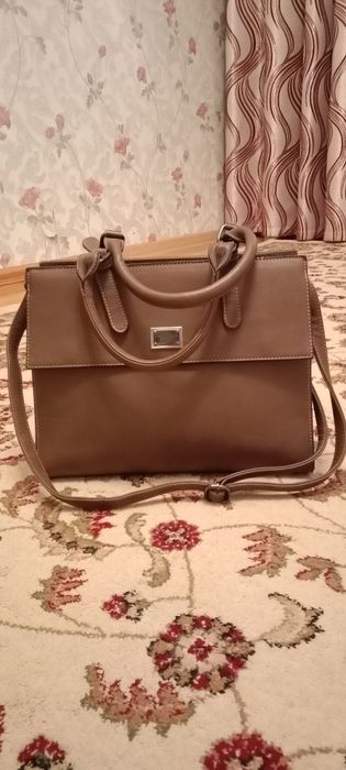 Продаются сумки женские