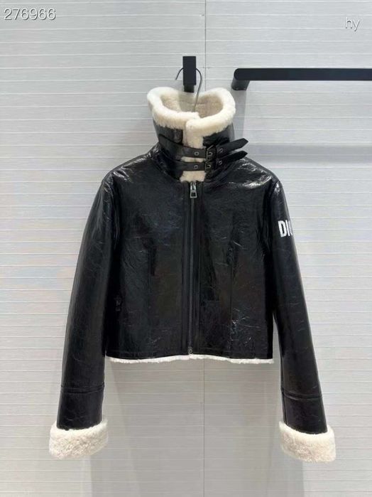Яке Christian Dior