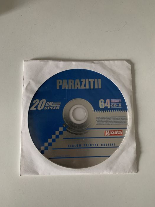 Album Parazitii Slalom printre cretini