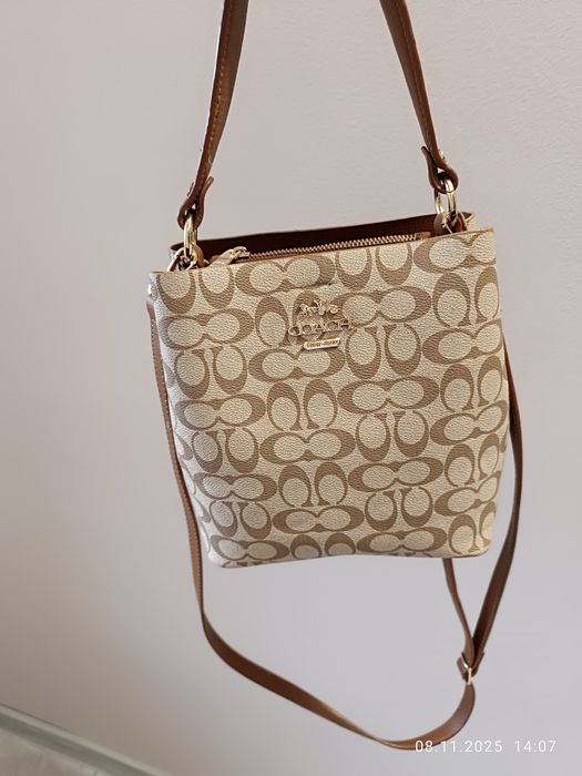 Нова дамска чанта