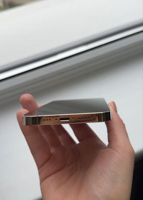 iPhone 13 Pro Gold – 128 GB – Stare excelentă