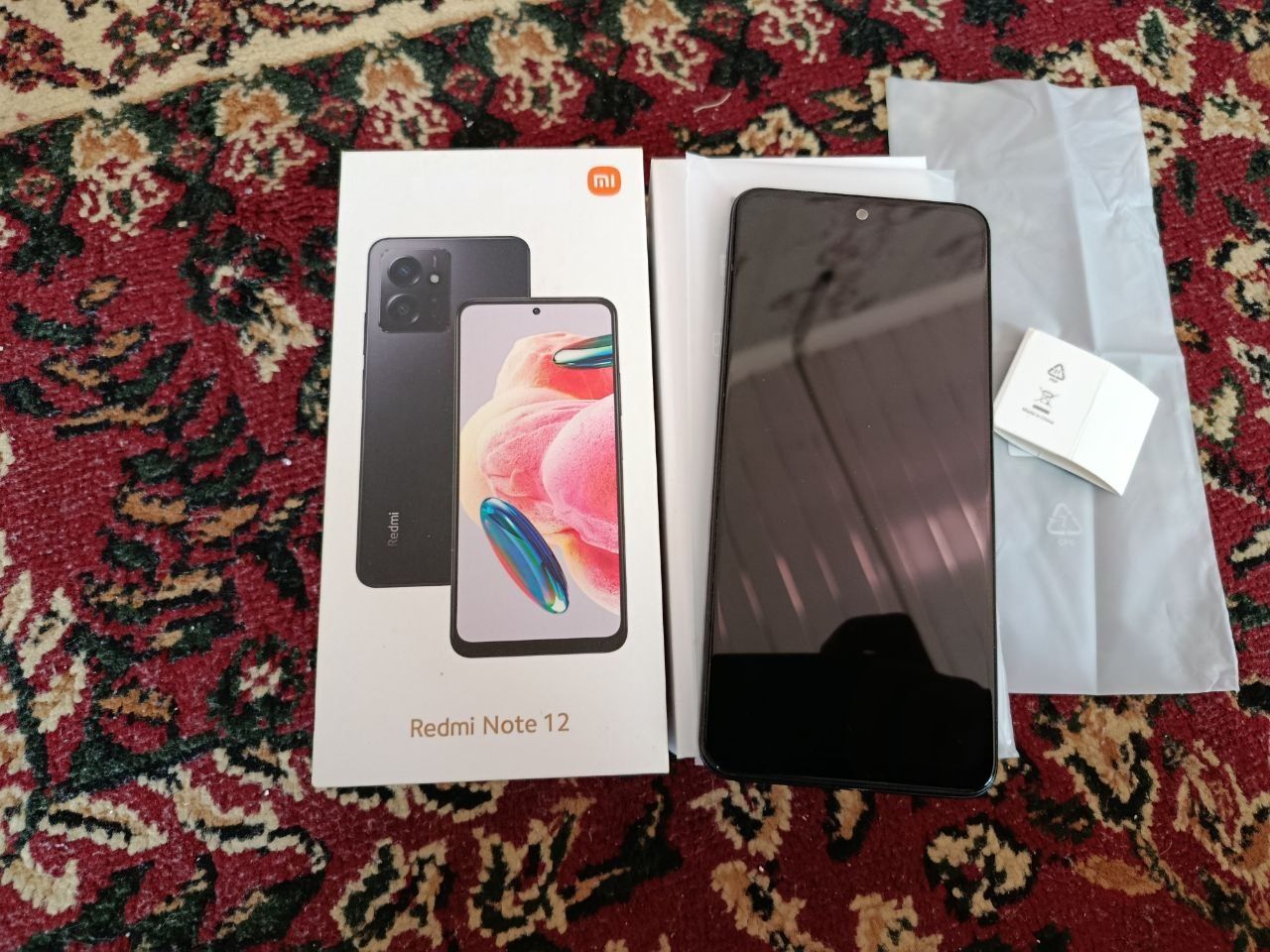 Redmi 12 Sotladi