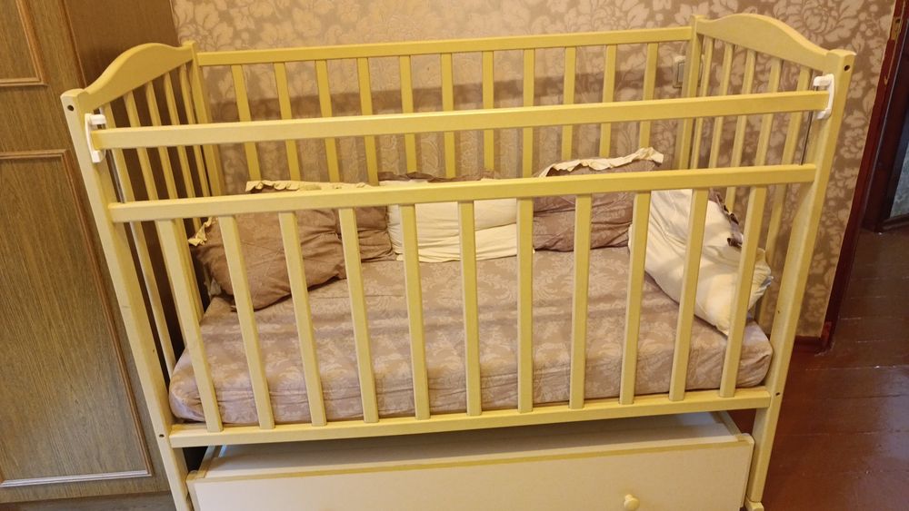 Отличная детская кровать