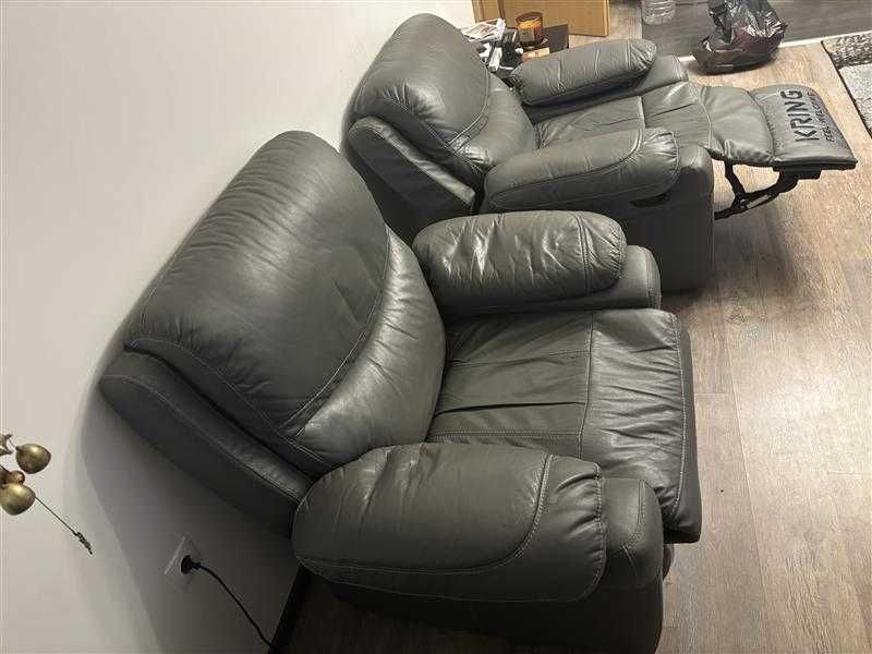 Фотьойл Kring - два броя налични