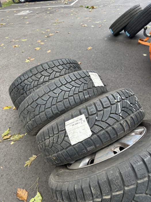 Roti pentru T5 . 205 65 16C 500 lei setul complet