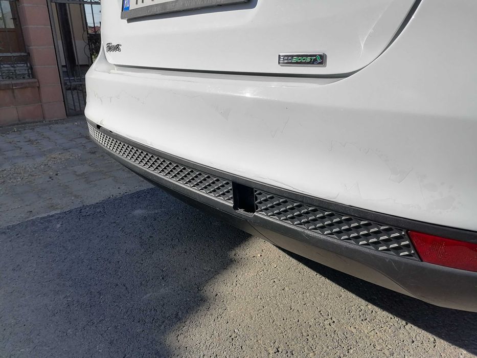 Vând Ford Focus Berlina 1,0 Ecoboost