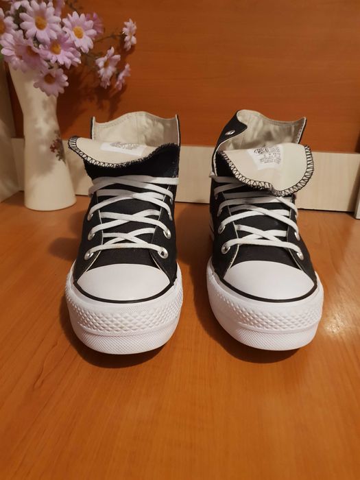Adidasi converse 42 in stare foarte buna
