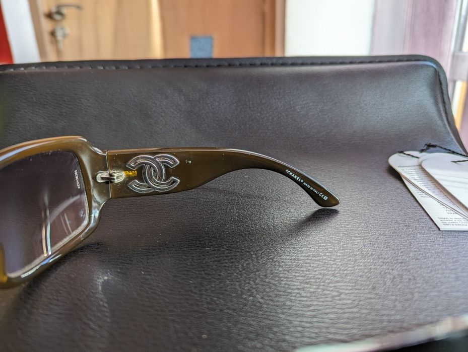 Ochelari de soare  Chanel
