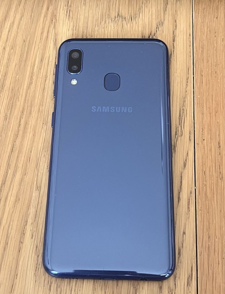 Samsung Galaxy A20e 32GB/3GB RAM