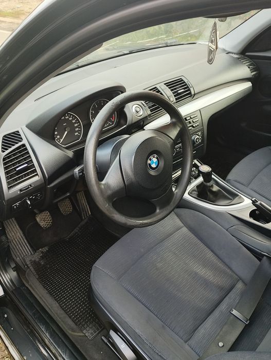 Vând BMW seria 1