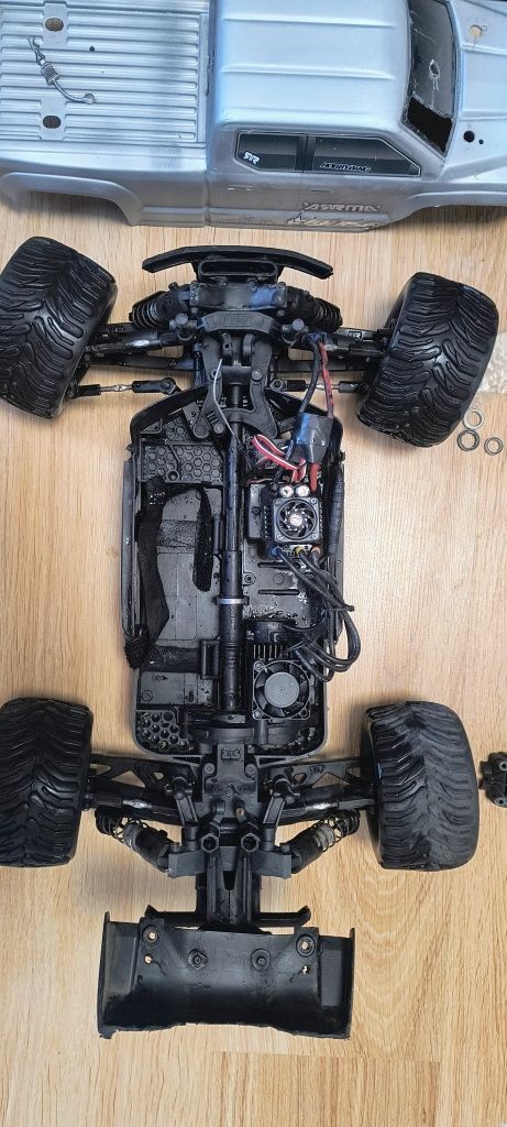 Arrma vorteks 3-4s тунингован