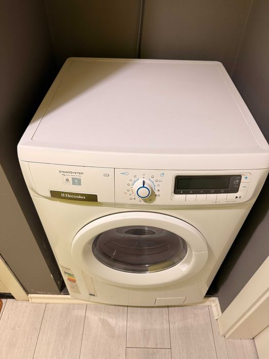 Пералня Electrolux EWW167580W