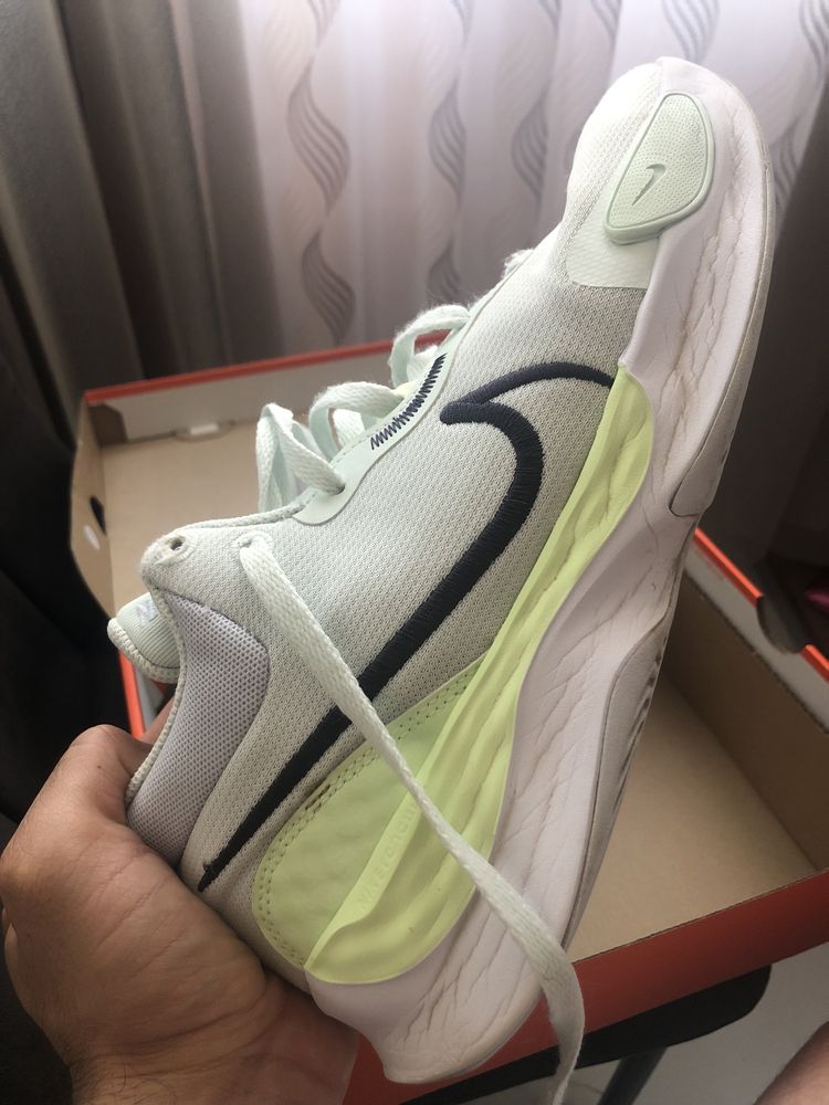 Мъжки маратонки Nike 42 номер