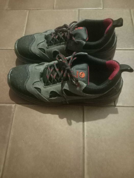 Мъжки обувки 44 номер