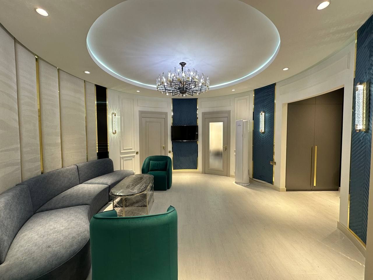 Продаётся квартира 3/4/7
Tashkent City Boulevard Residence