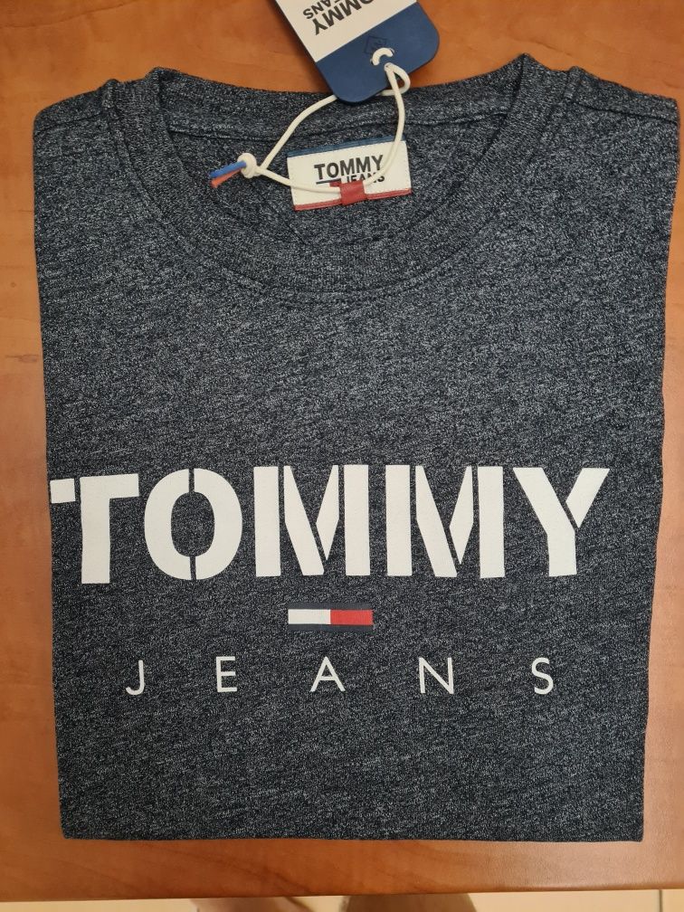 Tricouri Tommy Jeans si Calvin Klein -Lichidare stoc !