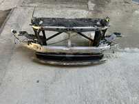 Armatura / trager / Grile / suport far / Tragher complet Bmw G30 G31