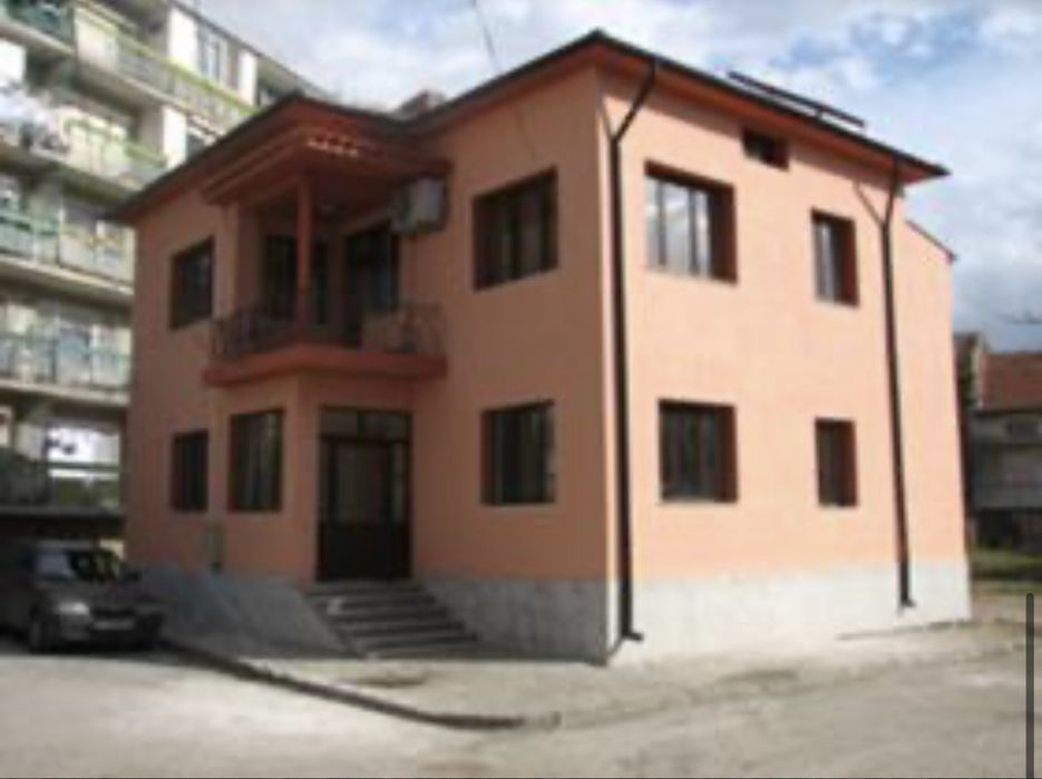 Продавам къща Свиленград /център/