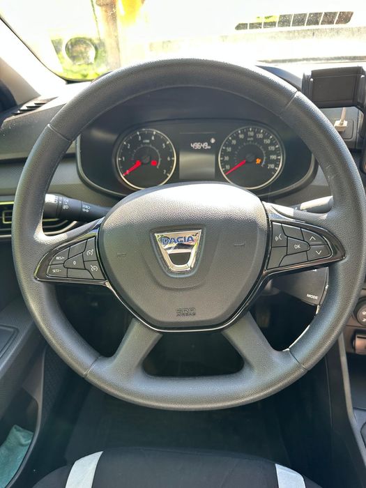 Vând Dacia Logan,  an fabricație 2021